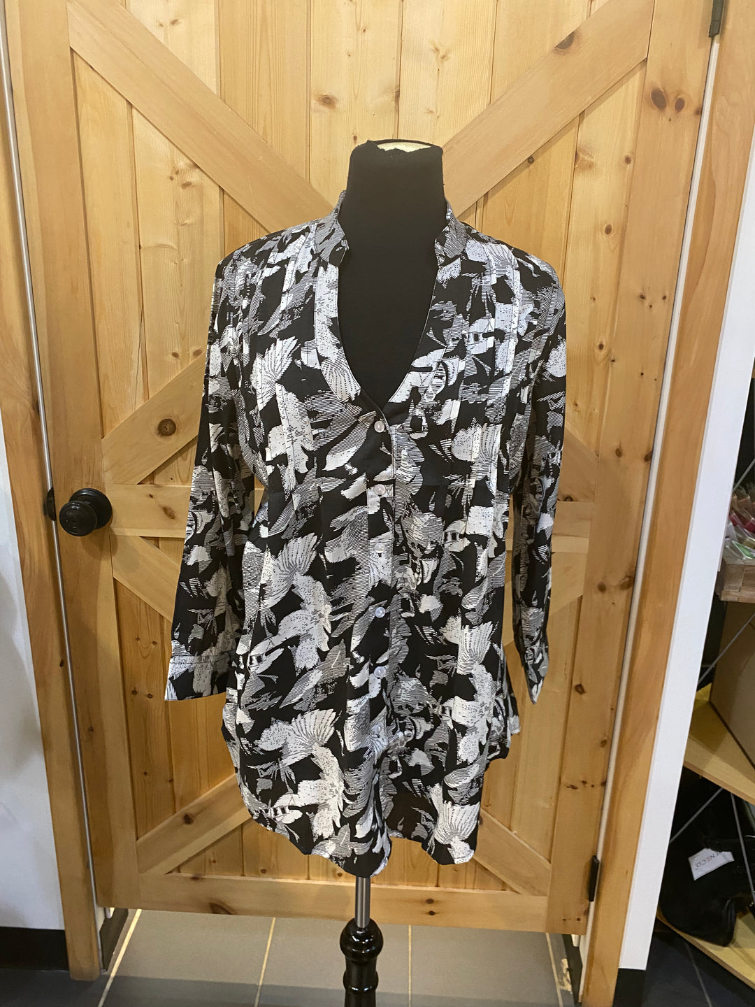 Long Sleeve Collared Patterned Blouse
