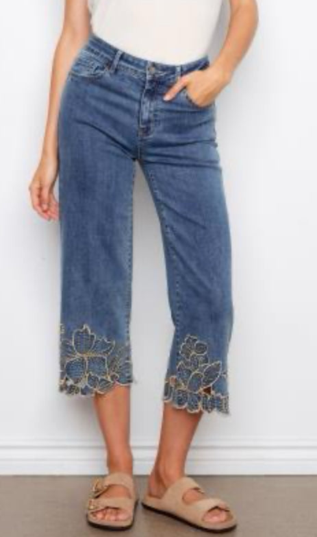 Cropped Wide Leg Stretch Denim W/Flower Embroidery On Hem