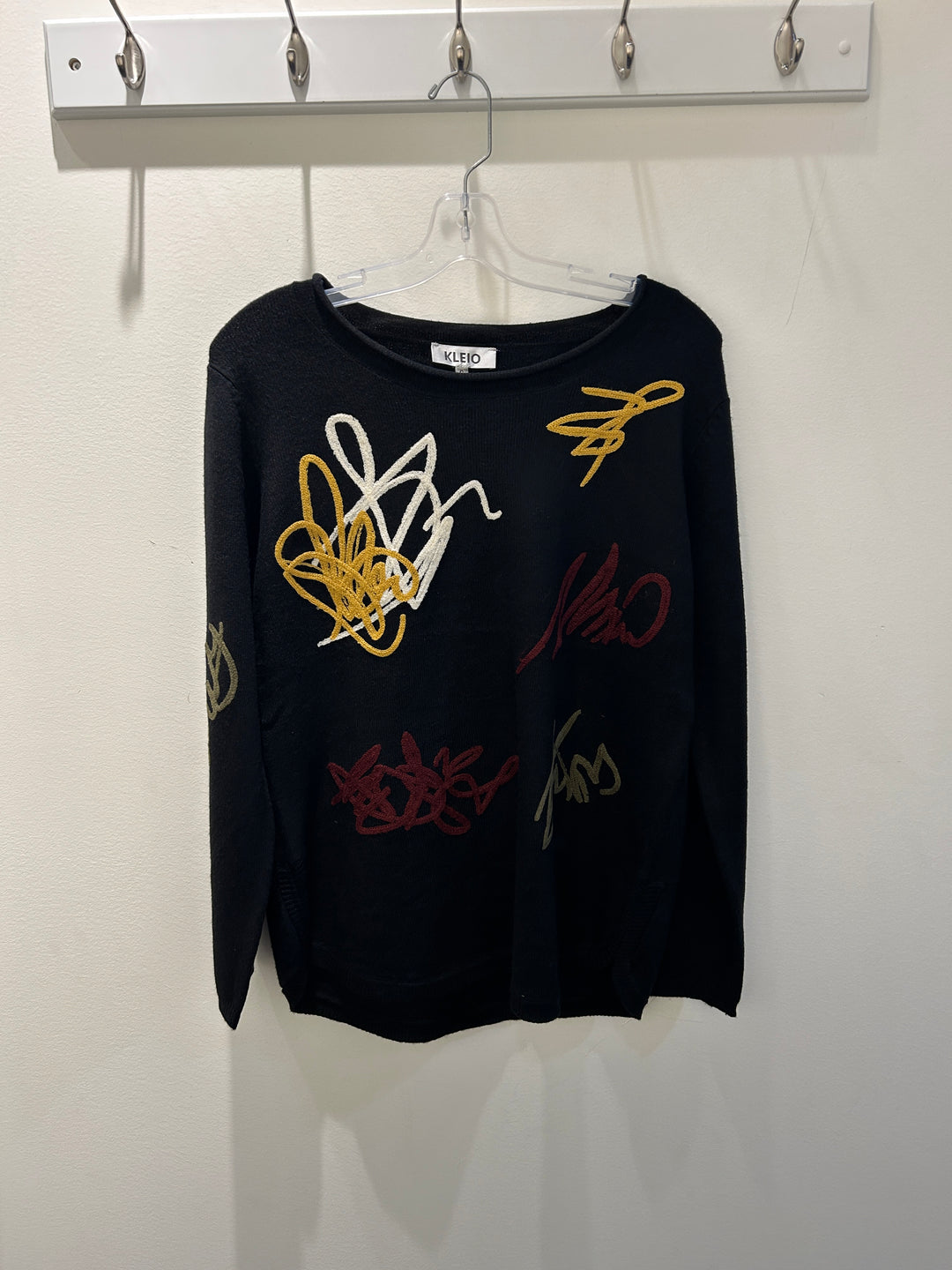 Black Abstract Pattern Long Sleeve