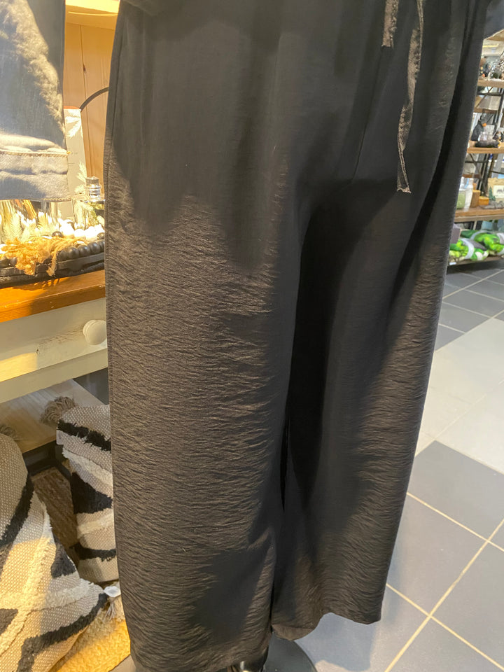 Relaxed Drawstring Pant