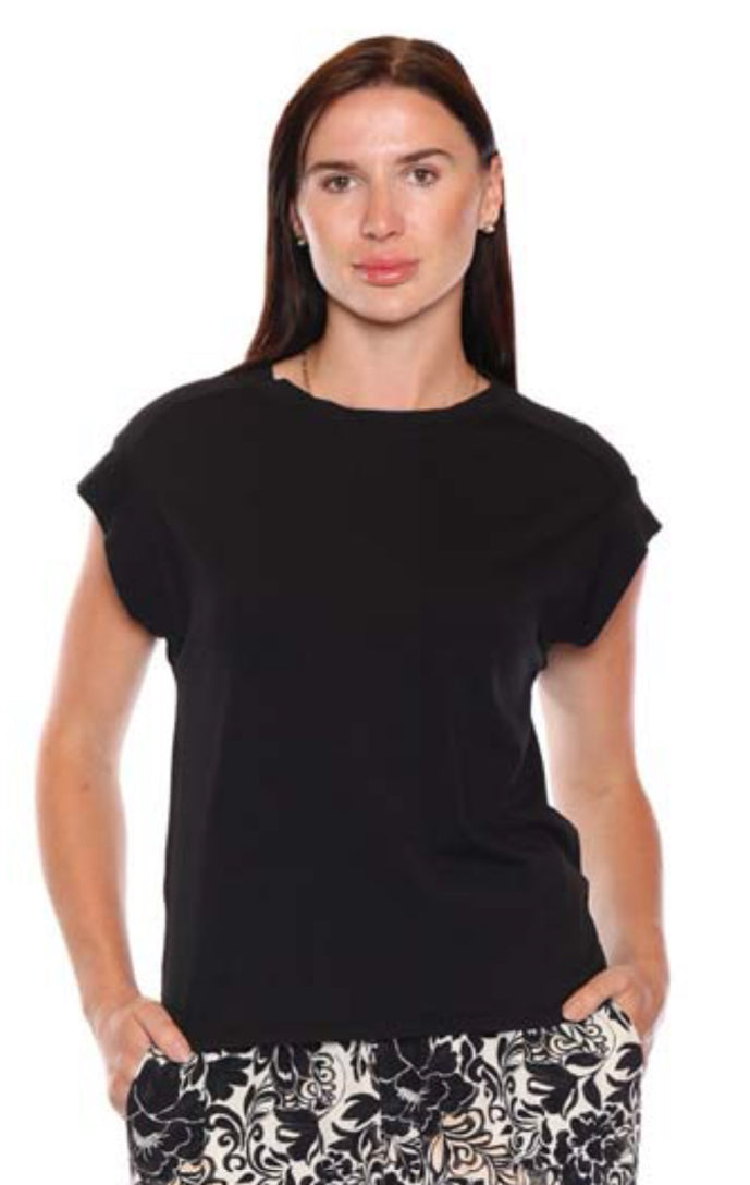 Basic T-Shirt