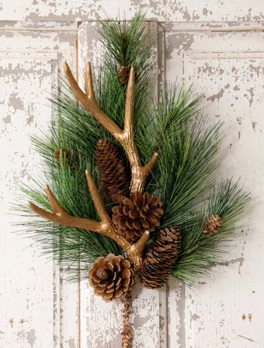 White Pine W/Gold Antlers