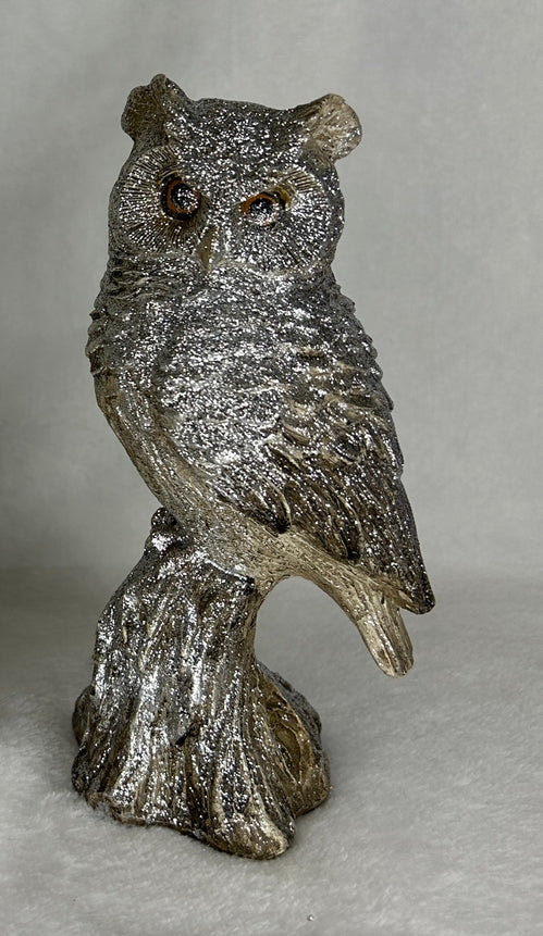 Glitter Owl On Stump