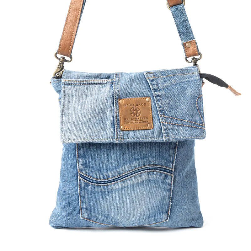 Jaycee’s Day Crossbody Bag