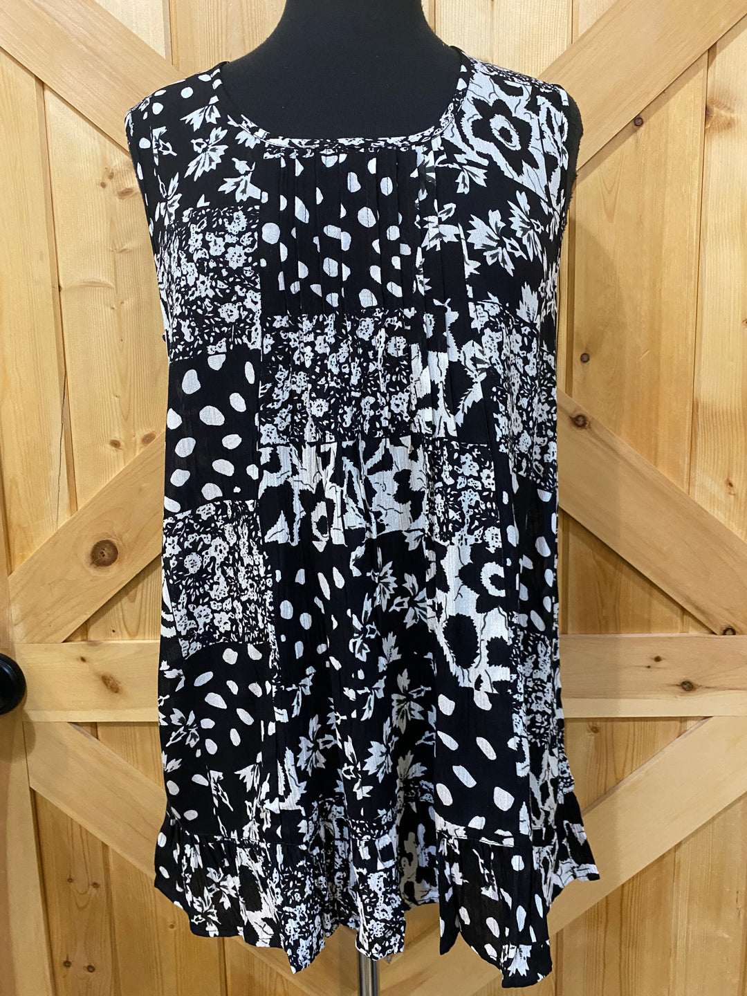 Sleeveless Patterned Top