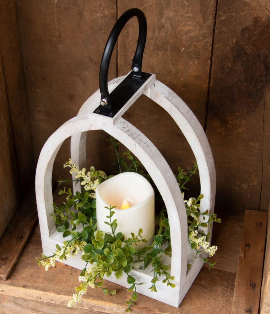 Arched Lantern W/Candle & Candle Ring