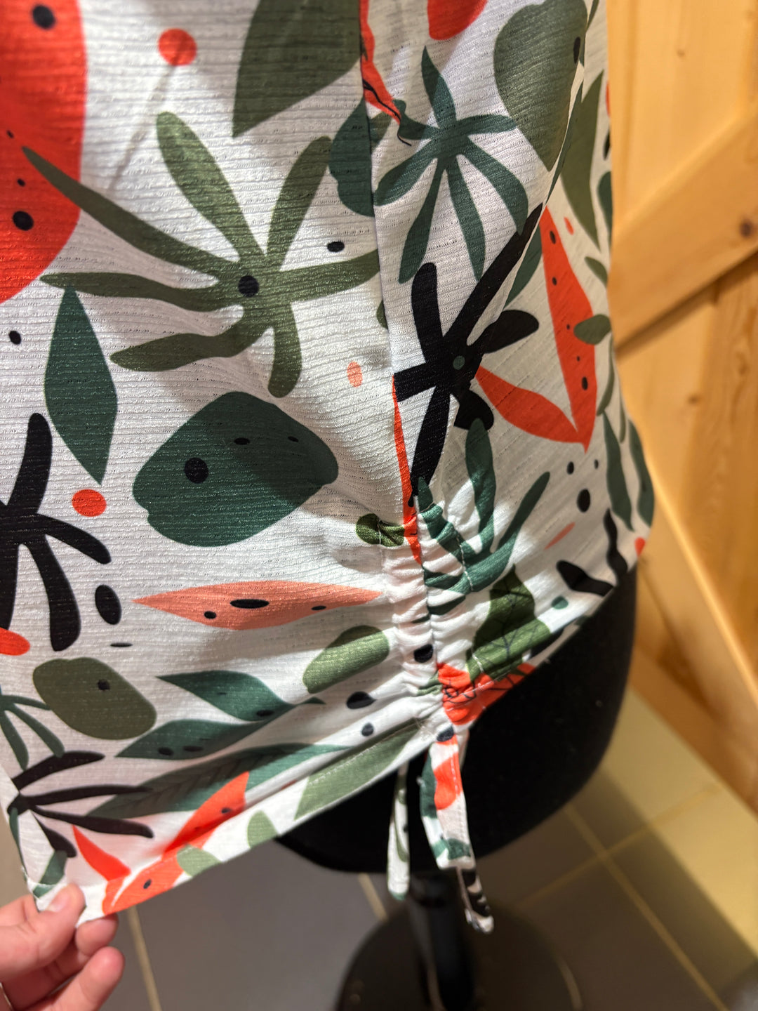 Floral Pattern Sleeveless Top