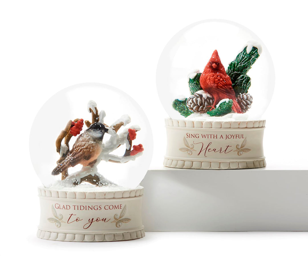 Cardinal Christmas Snow Globe