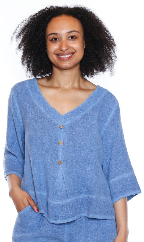 3/4 Sleeve Button Detail Top