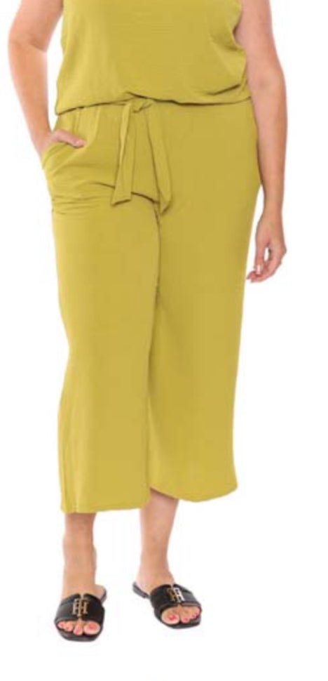 Flowy Capri Dress Pant