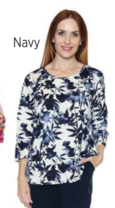 Patterned Scoop Neck 3/4 Sleeve Blouse