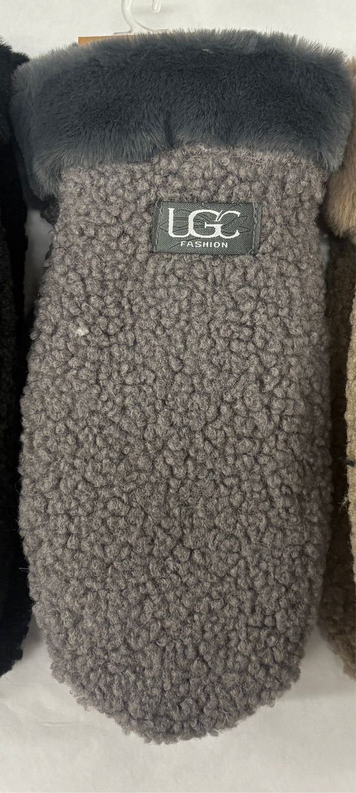 Sherpa Mitten