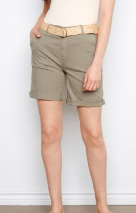 Stretch Cuffed Shorts W/Belt