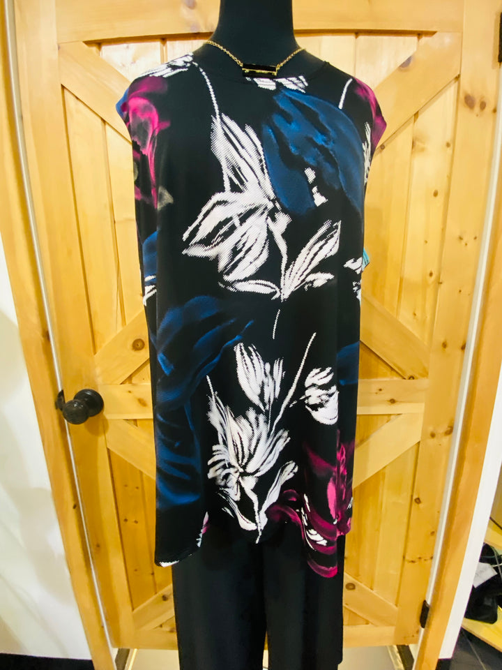 Patterned Sleeveless Top