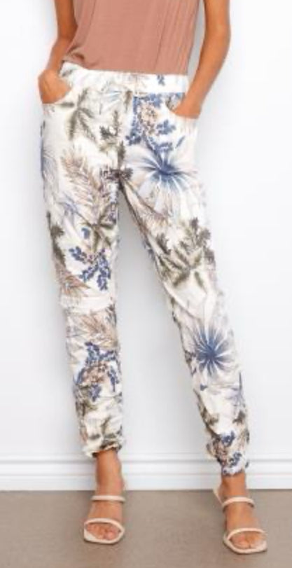 Printed Crinkle Pull On Jogger