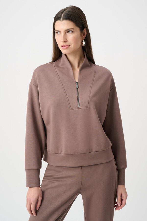 Collared Quarter Zip Top