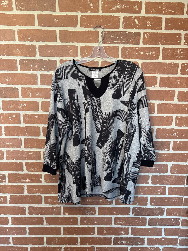 Pattern Keyhole Top