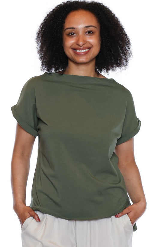 Straight Neck Basic Top