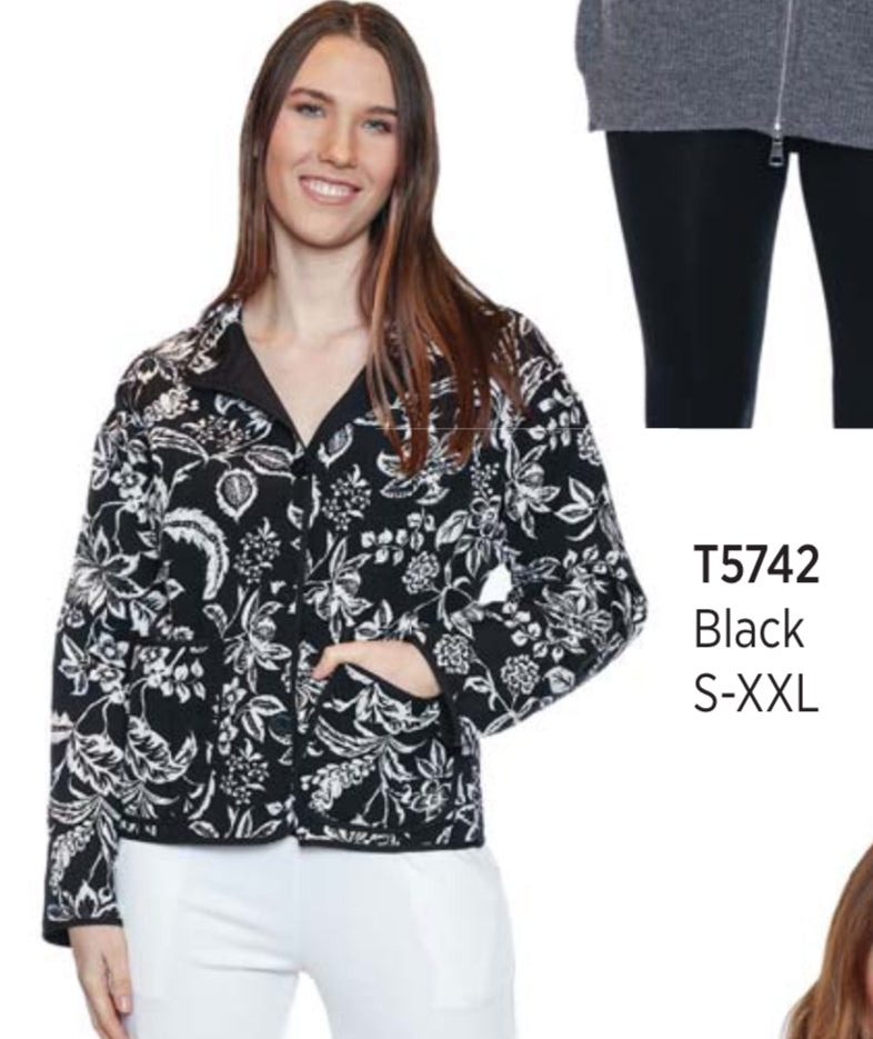 Cropped Collared Printed Jacket