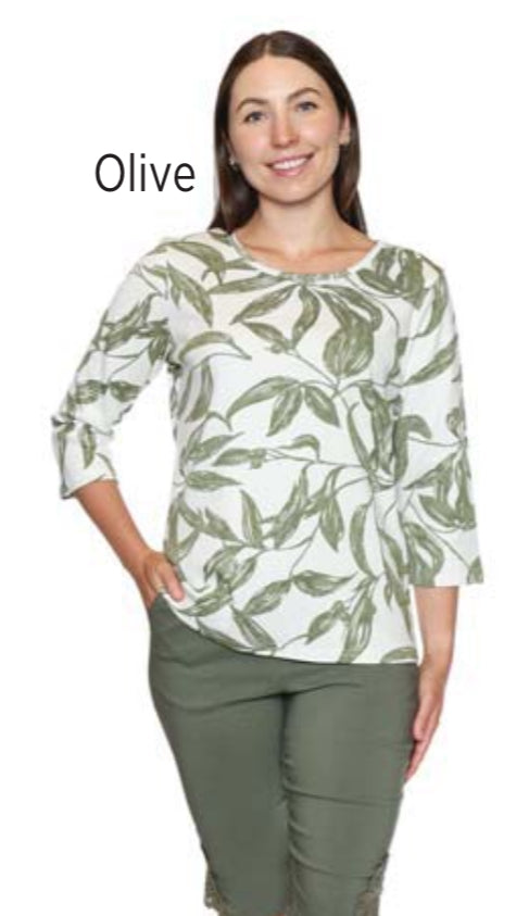 Patterned Scoop Neck 3/4 Sleeve Blouse