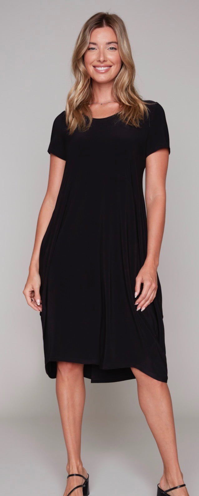 Flowy Short Sleeve Dress