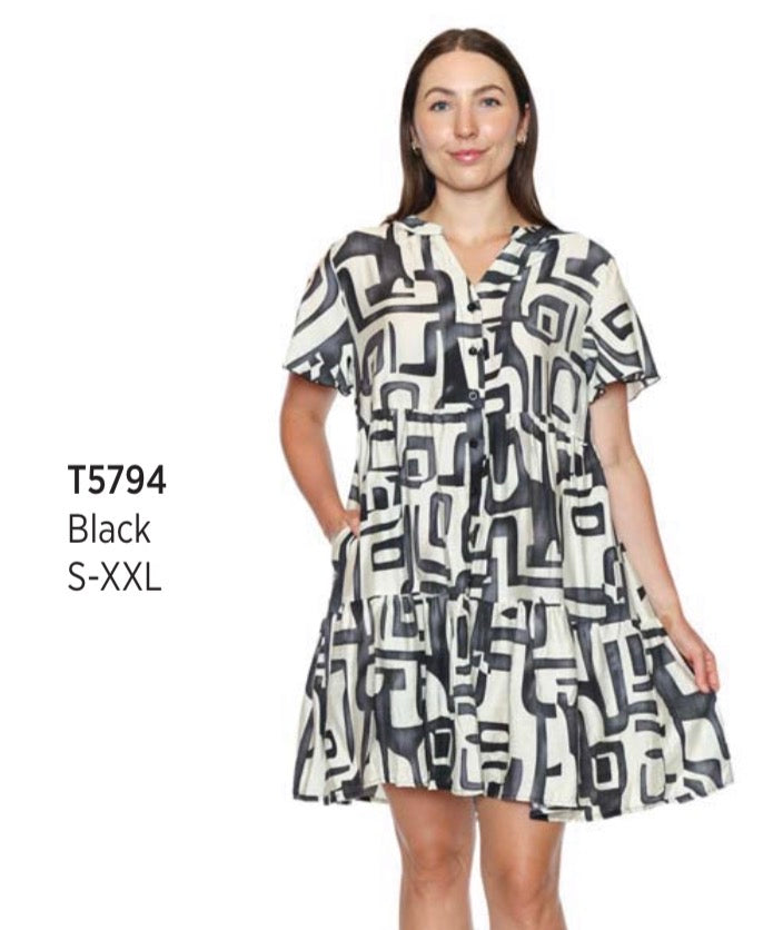 Flowy Collared Patterned Dress