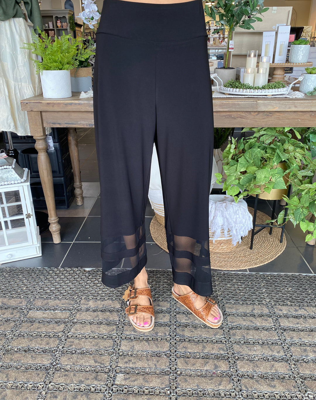 Flowy Dress Pant W/Mesh