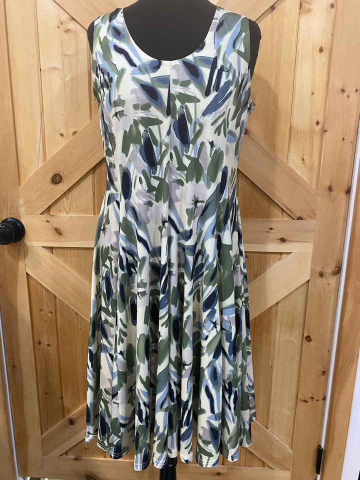 Sleeveless Form Fitting Dress