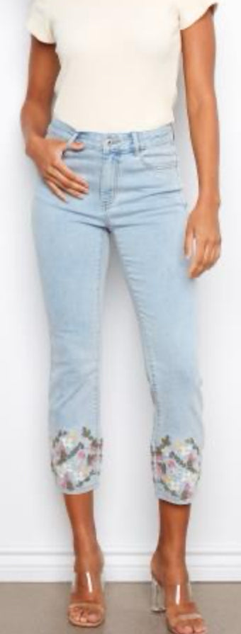 Cropped Slim Stretch Denim Pant W/Embroidered Hem