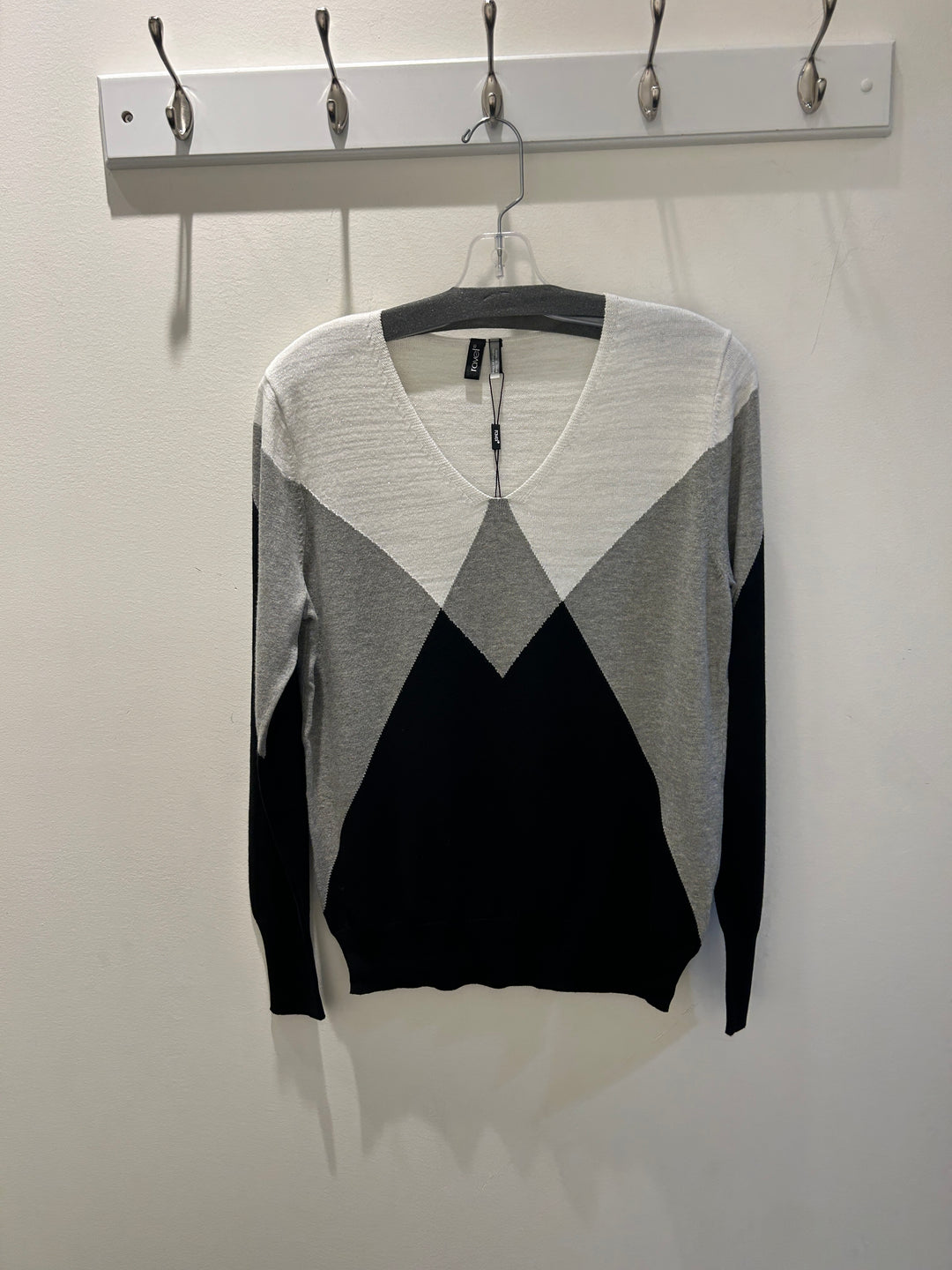 Black & Grey Stripe Pattern Knit Sweater