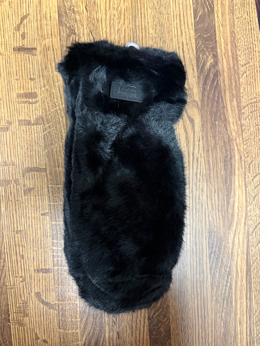 Faux Fur Mitten