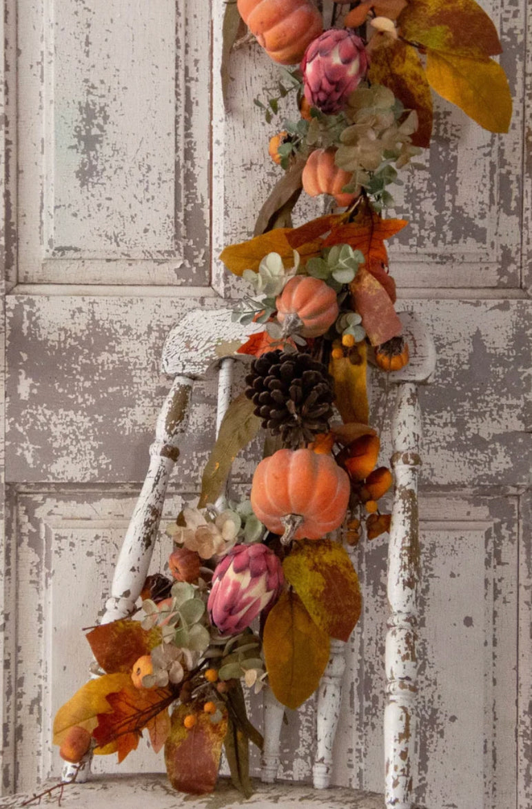 Assorted Pumpkins & Autumn Foliage Garland