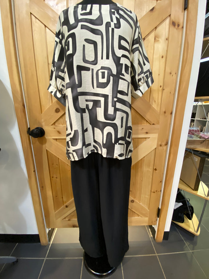 2pc Flowy Patterned Top & Pant