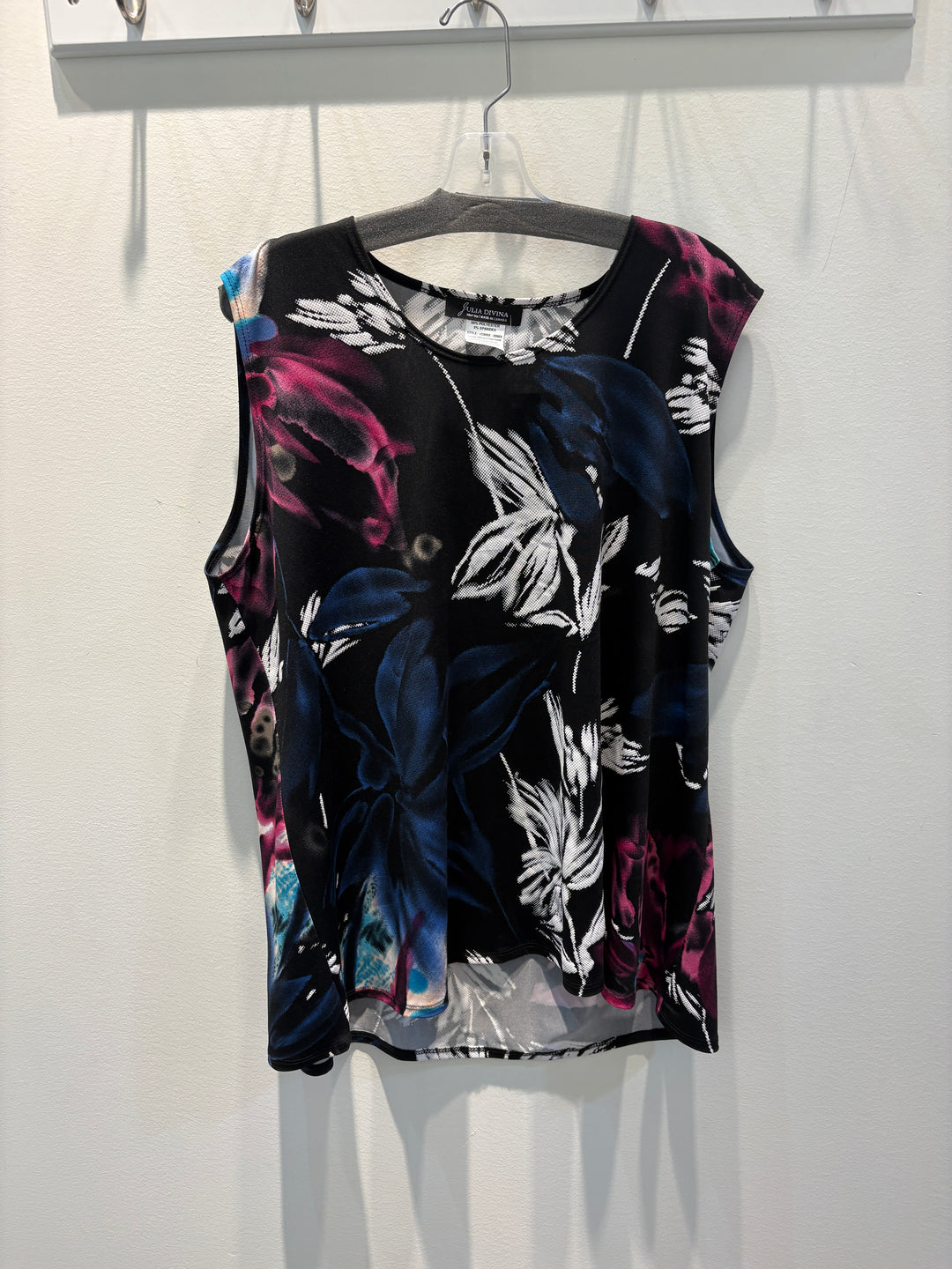 Patterned Sleeveless Top