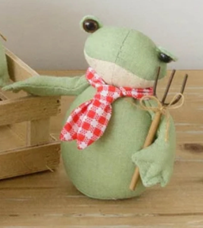 Garden Frog Shelf Sitter