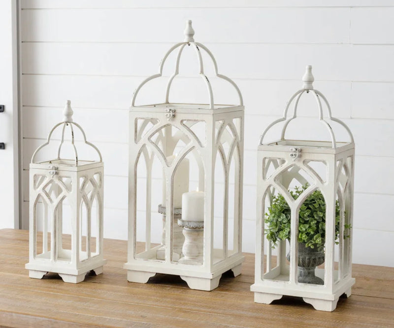 Arched Lantern W/Cathedral Design