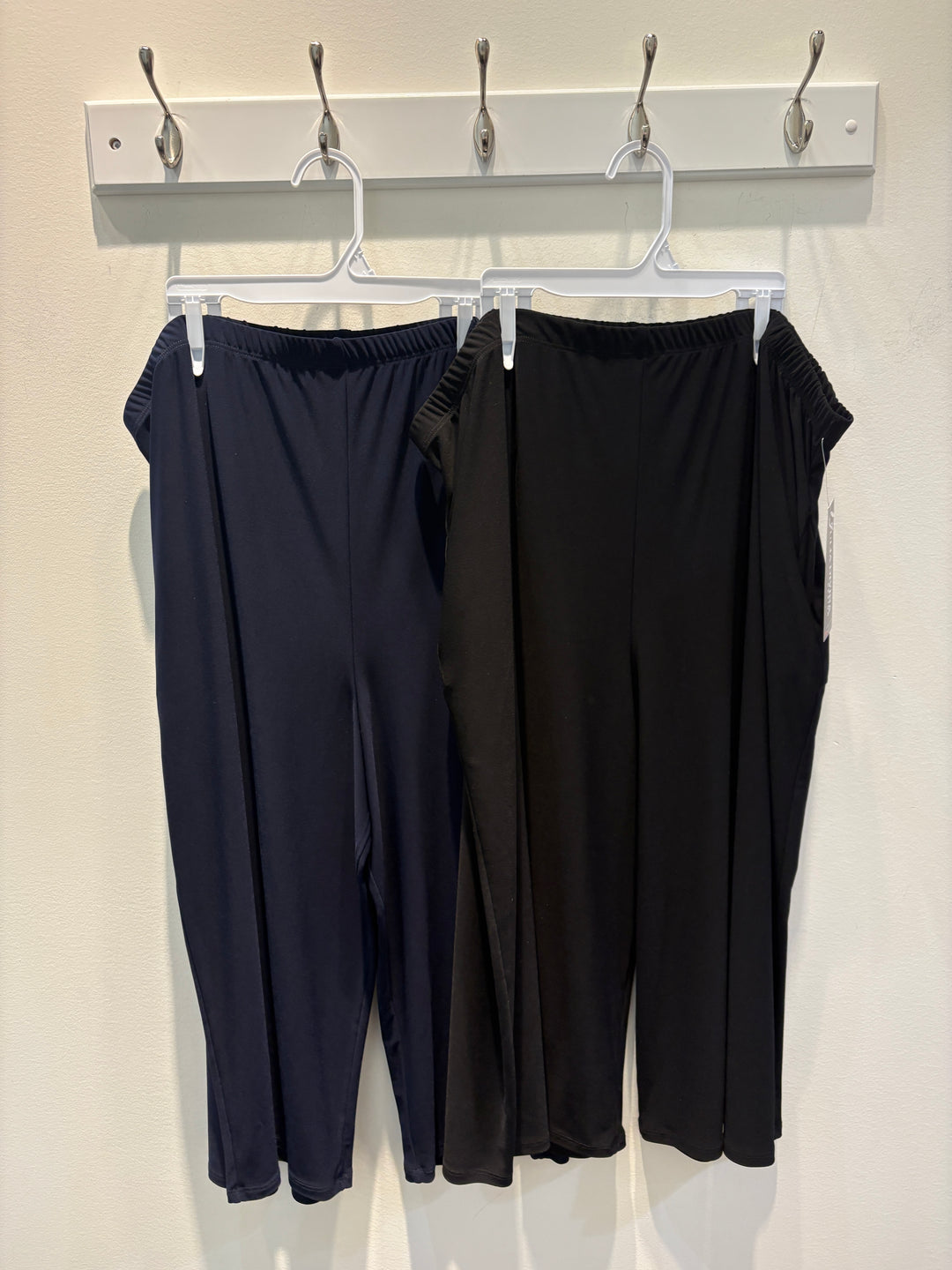 Flowy Capri