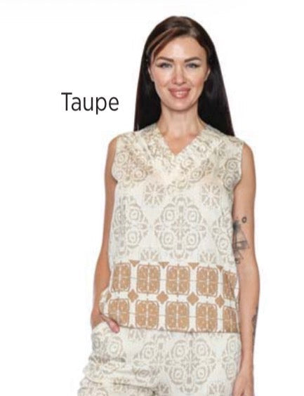 Flowy Patterned Top