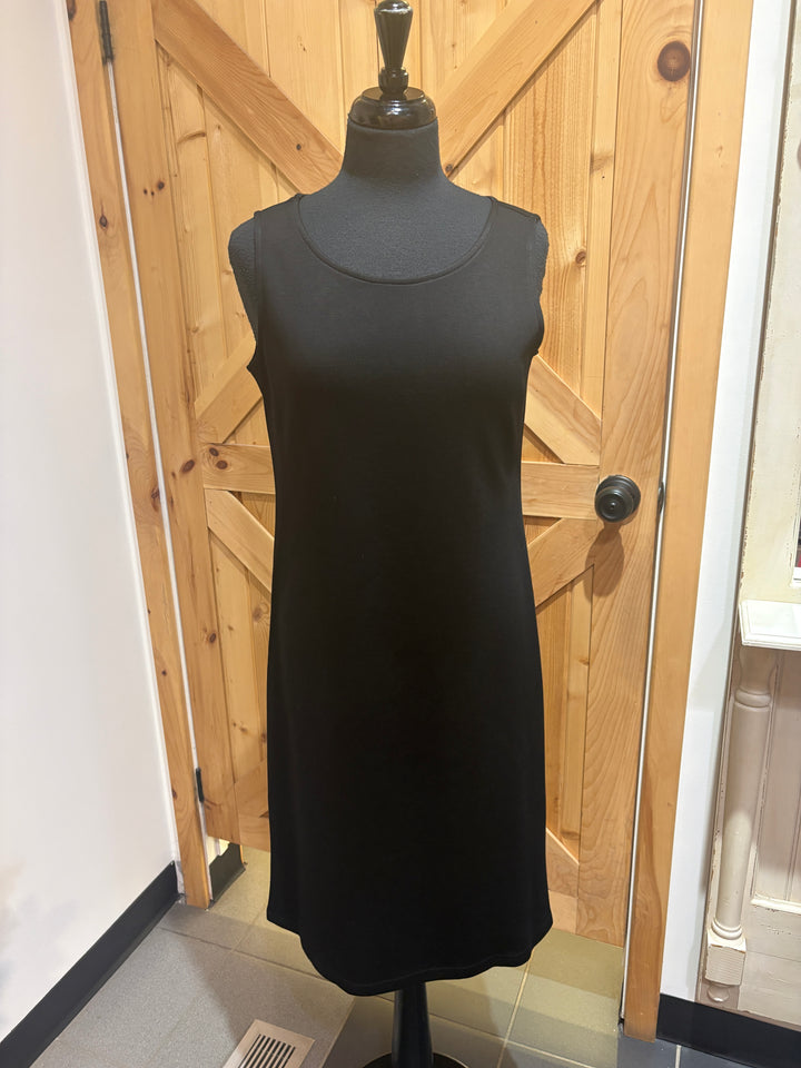 Sleeveless Button Detail Dress