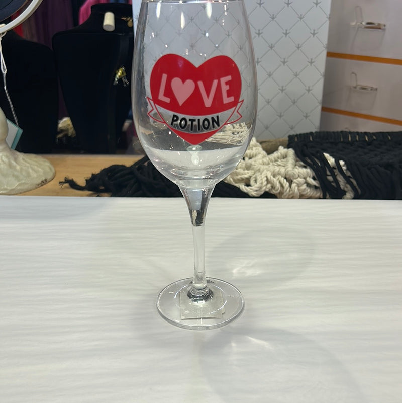 Wine glass W/ Love