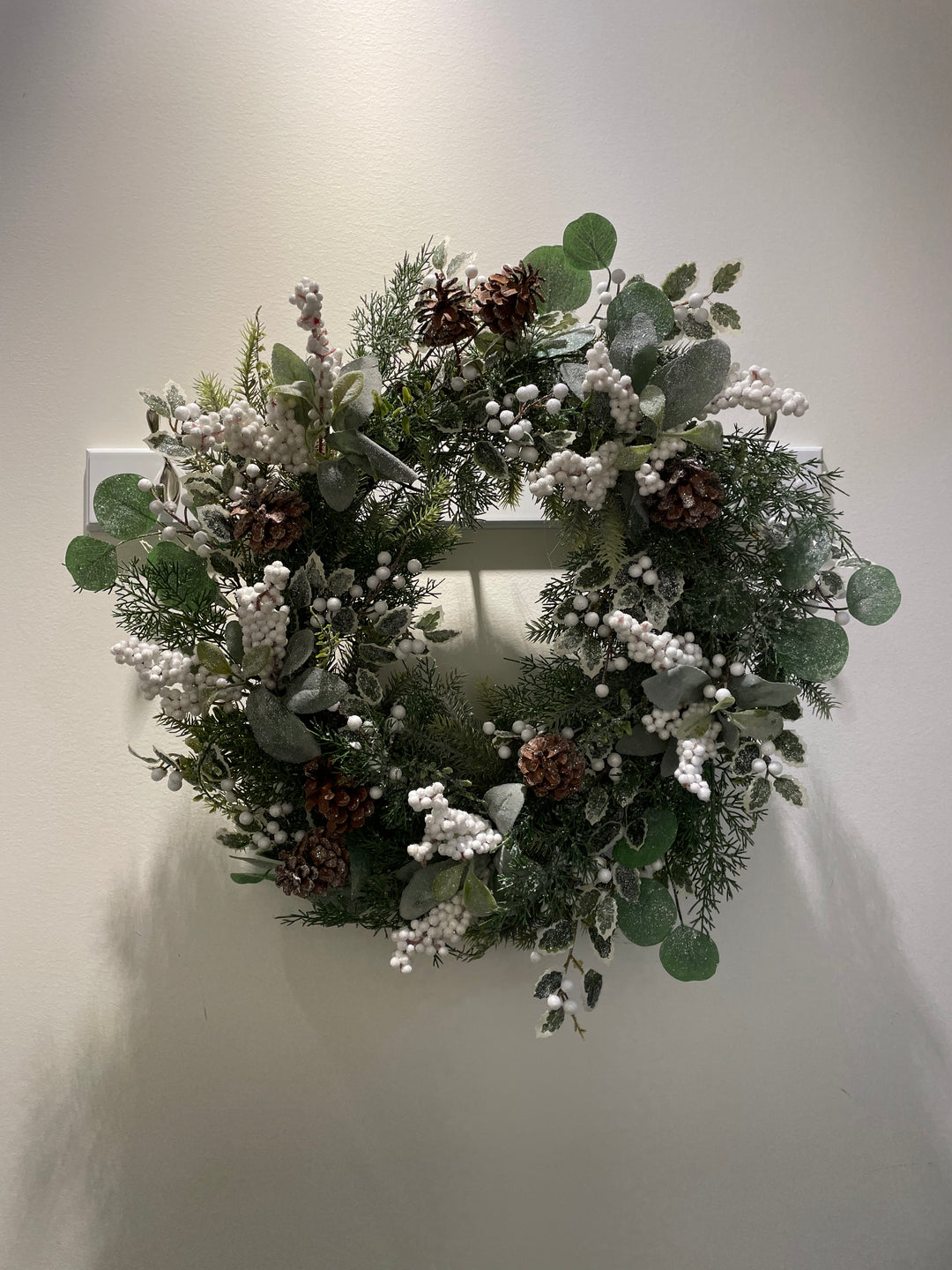 Iced Tallow Berry & Greenery Wreath