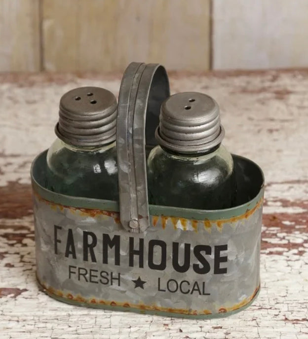 Salt & Pepper Farmhouse