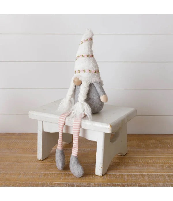White Hat W/Rose Ribbon Gnome